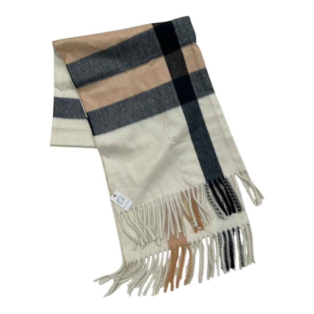 Pretty Persuasions NWT Cream Beige Plaid Large Scarf Wrap - Picture 2 of 5
